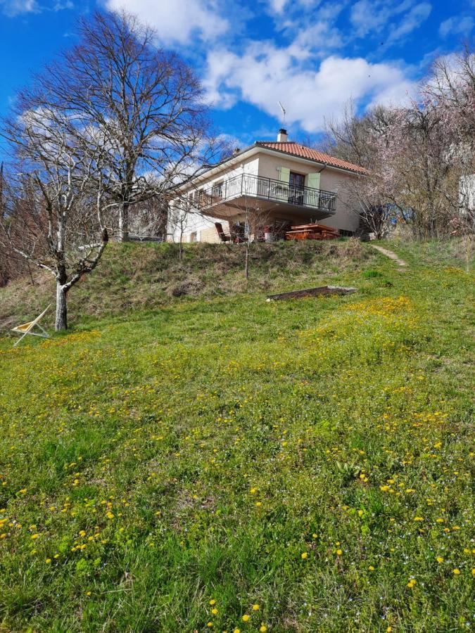 Les Coteaux De Planeze, Chambre Pour 2, 3 Ou Famille Nombreuse 2 Adultes 5 Enfants Et Jeunes Belmont-Bretenoux Eksteriør billede