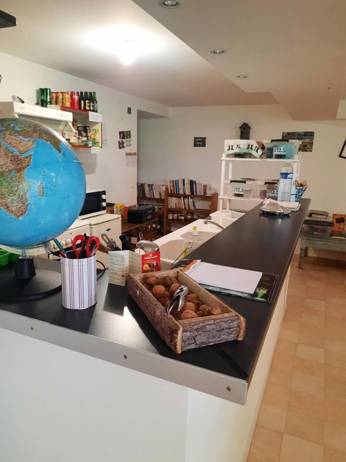 Les Coteaux De Planeze, Chambre Pour 2, 3 Ou Famille Nombreuse 2 Adultes 5 Enfants Et Jeunes Belmont-Bretenoux Eksteriør billede