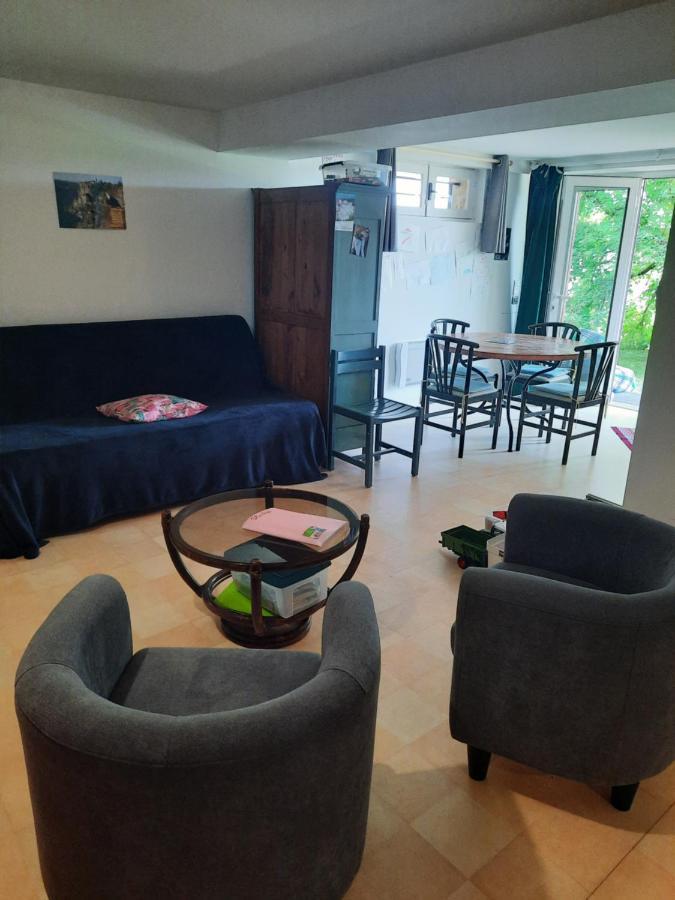 Les Coteaux De Planeze, Chambre Pour 2, 3 Ou Famille Nombreuse 2 Adultes 5 Enfants Et Jeunes Belmont-Bretenoux Eksteriør billede